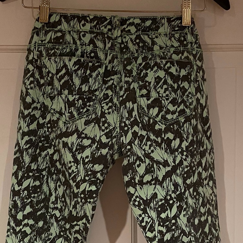 Material Girl Green and Gray Print Jeggings Size 3